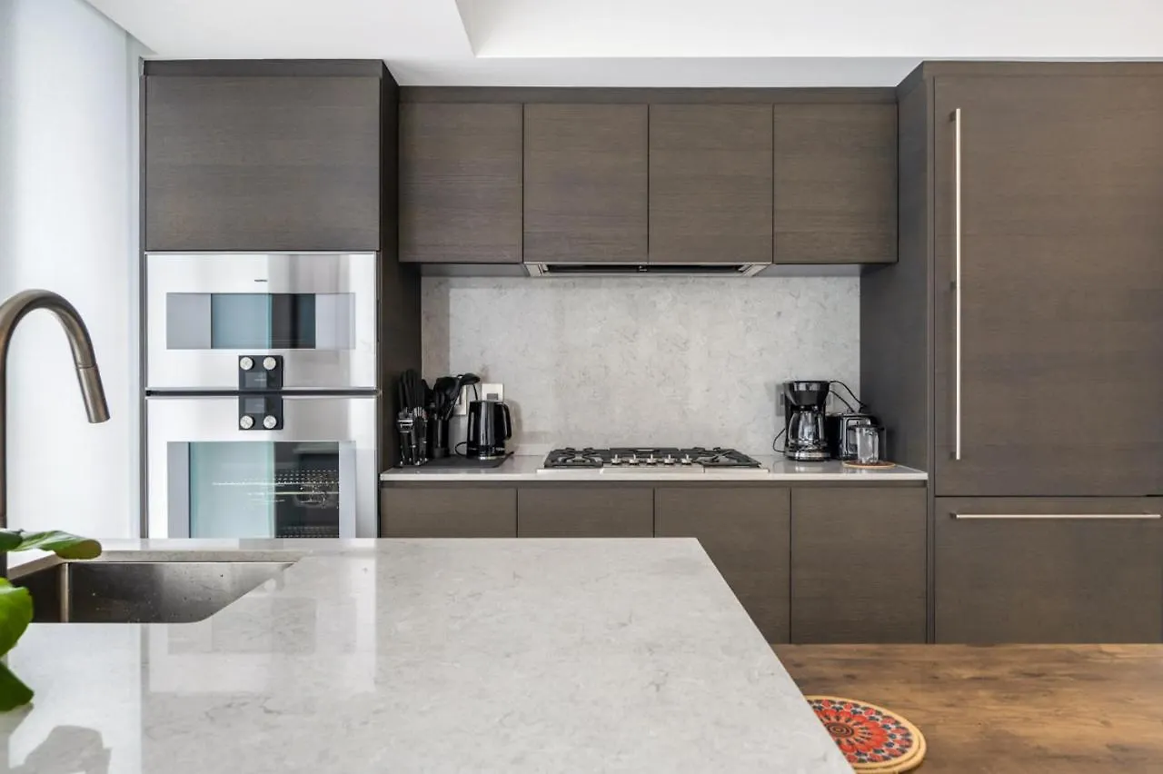 Skyline Retreat 2Br Condo Stunning City Views Vancouver 0*,  Canada