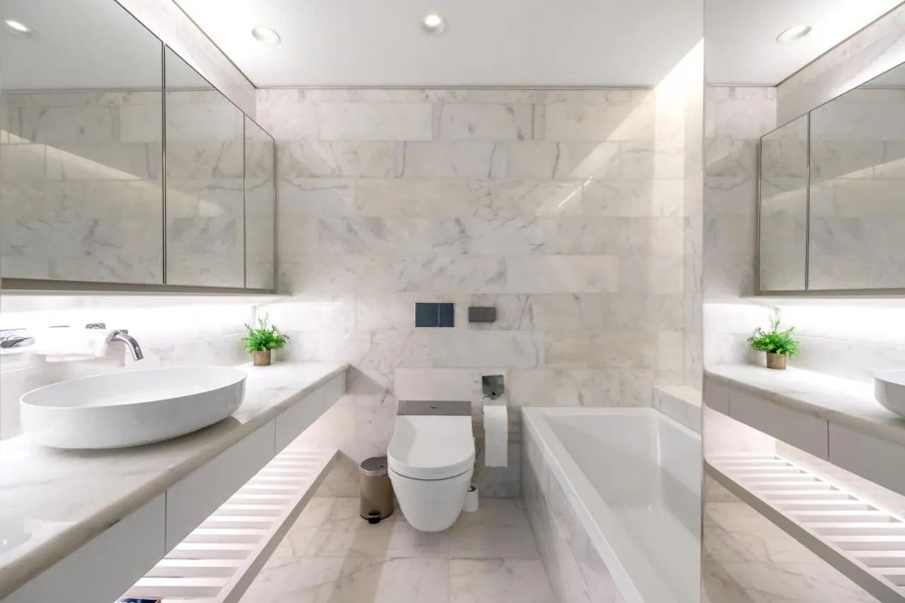 Apartment Skyline Retreat 2Br Condo Stunning City Views Vancouver Canada